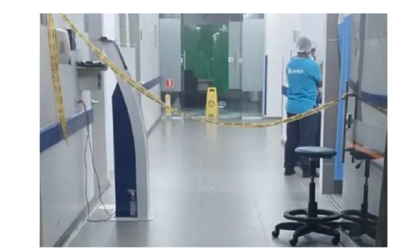 Vigilante está entre la vida y la muerte.

 – Tinta clara