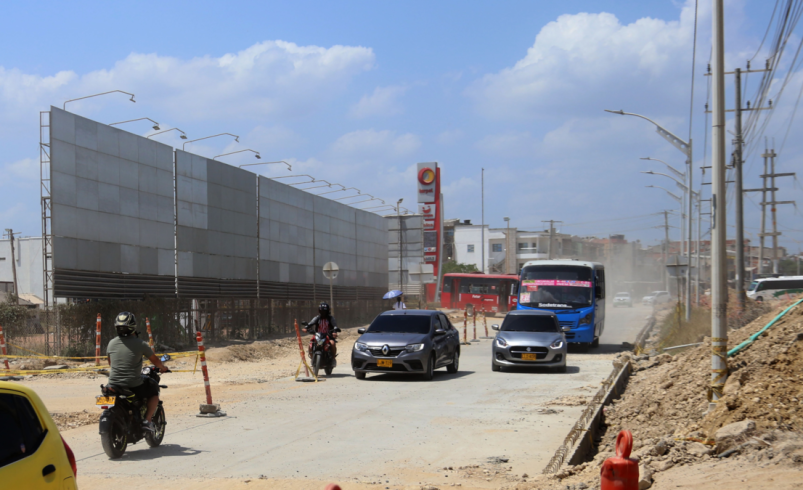 Así avanza la pavimentación de la Circunvalar en Soledad: la obra ya tiene un avance de más del 40% luego de años de retrasos y quejas ciudadanas

 – Tinta clara