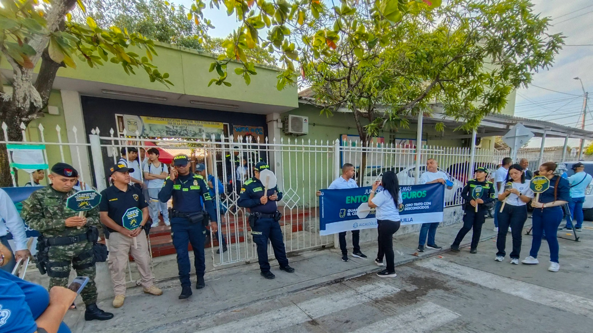 Preocupación por llamadas extorsivas y presión a educadores en colegios del suroeste de la ciudad.

 – Tinta clara