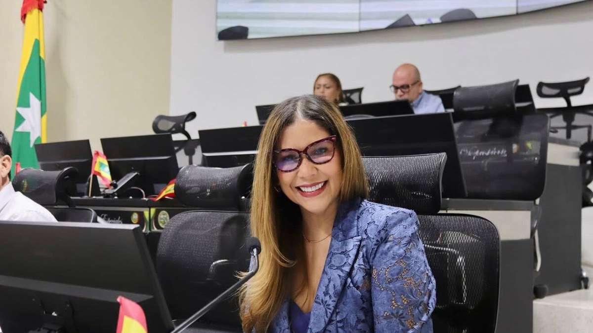 Yadira Morales Roncallo es la nueva Contralora Distrital de Cartagena

 – Tinta clara