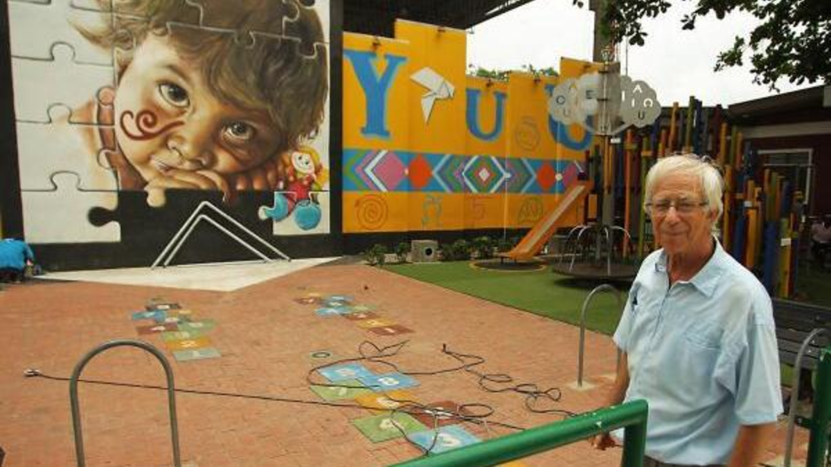 ¿Quién es Cyrillus Swinne, el sacerdote holandés que el Comisionado de Paz oficializó como facilitador de los diálogos entre costeños y pepes?

 – Tinta clara