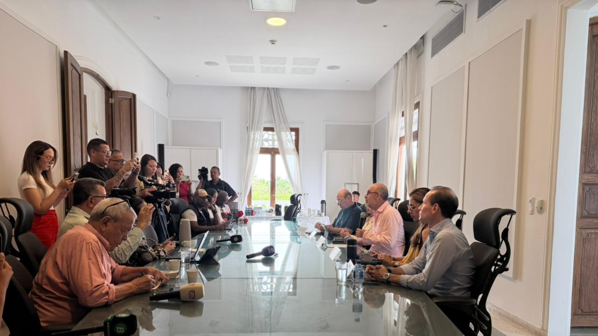 Los sindicatos alertan del riesgo de apagón por deudas millonarias, déficit de oferta y crisis estructural del sector

 – Tinta clara