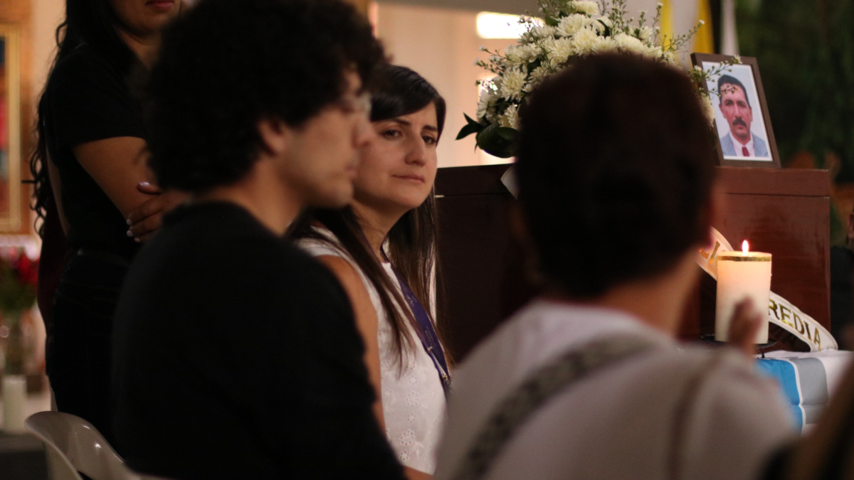 Un antioqueño estuvo desaparecido durante 15 años hasta que sus familiares supieron que sus restos estaban en el cementerio de Buga: ¿qué pasó con él?

 – Tinta clara