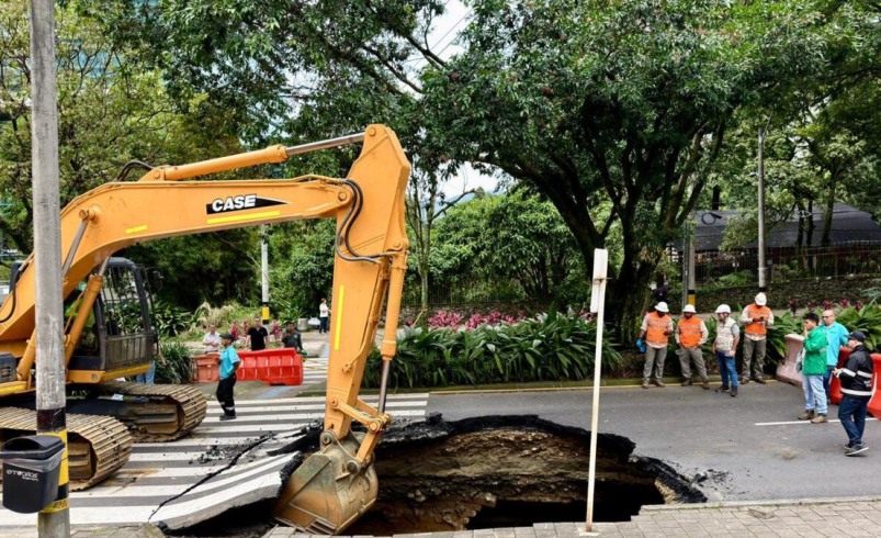 Rutas alternas por cierre en Avenida El Poblado Medellín marzo 2026

 – Tinta clara