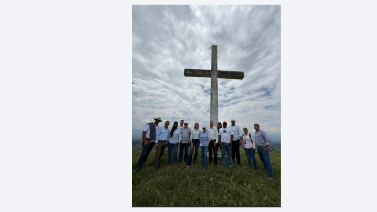 ¿Qué vino de Tierra Santa para motivar más turismo al centro del Valle? El objeto será incorporado al Santuario de la Cruz del Picacho en Tuluá

 – Tinta clara