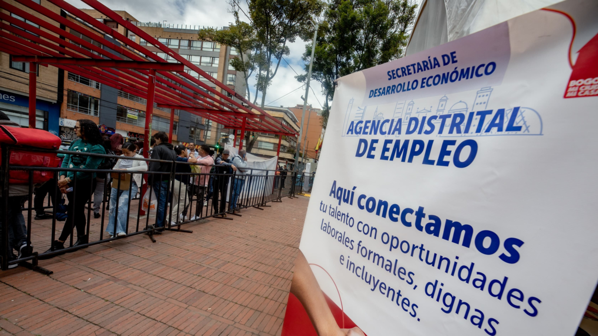 El sector finanzas y seguros lidera las expectativas de empleo para el segundo trimestre de 2026 en Colombia

 – Tinta clara
