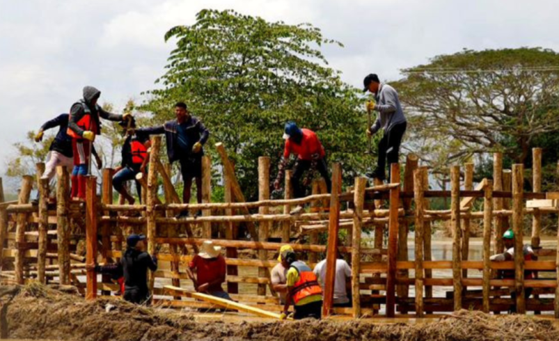 Gran donación nacional para ayudar a 80.000 familias afectadas.

 – Tinta clara