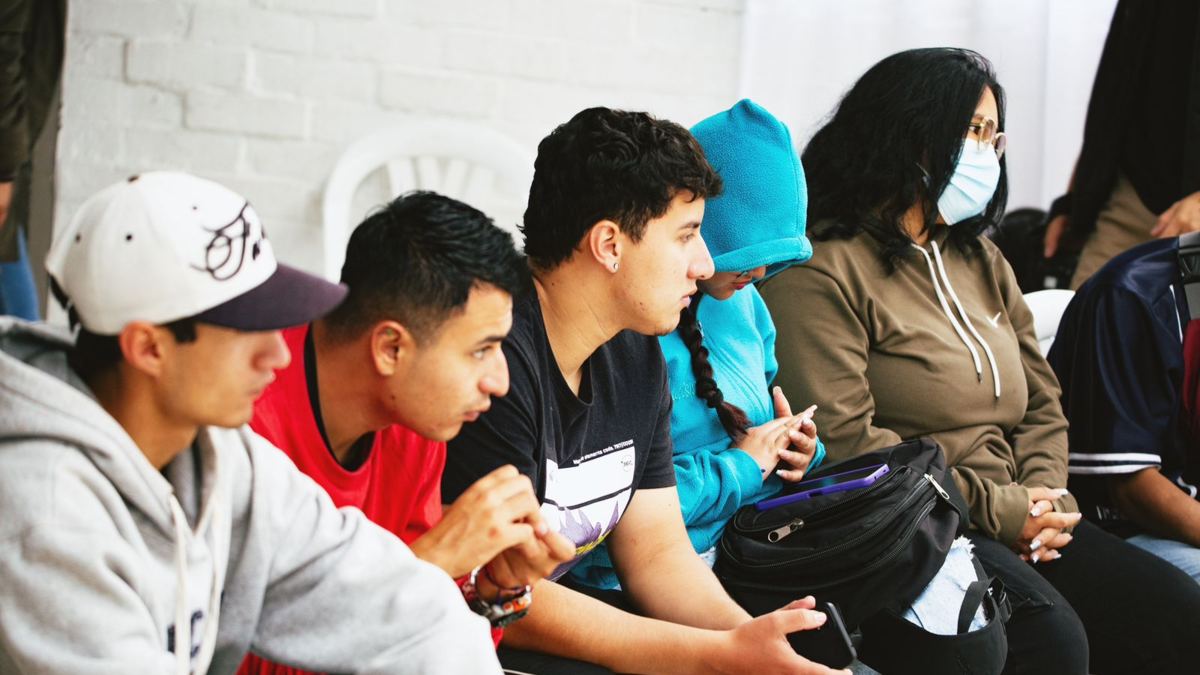 ¡Baterías! El programa del Ministerio de Prosperidad Social Jóvenes en Paz cambia las fechas de su segundo ciclo de entregas al 2026-1.

 – Tinta clara