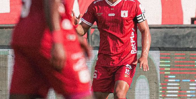 América de Cali pierde a Rafael Carrascal para visitar Pasto

 – Tinta clara