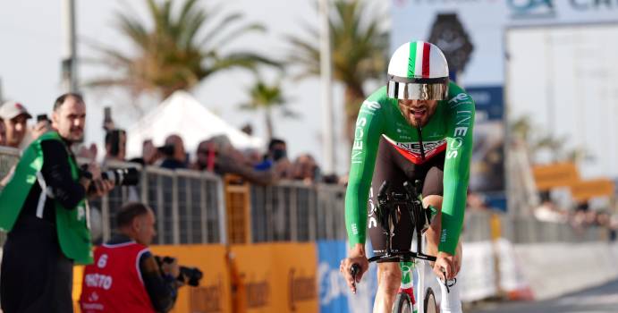 Filippo Ganna, el más rápido en la etapa 1 de la Tirreno-Adriático

 – Tinta clara