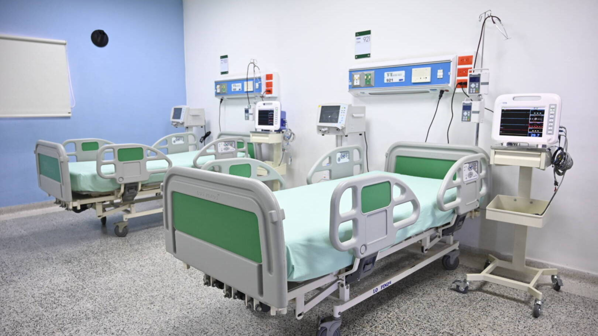 Mujer ingresó a clínica de Barranquilla por fiebre y terminó con amputaciones: denuncia y

 – Tinta clara