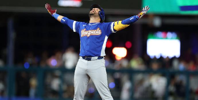 Venezuela vence a EE.UU. y es campeona mundial de béisbol

 – Tinta clara