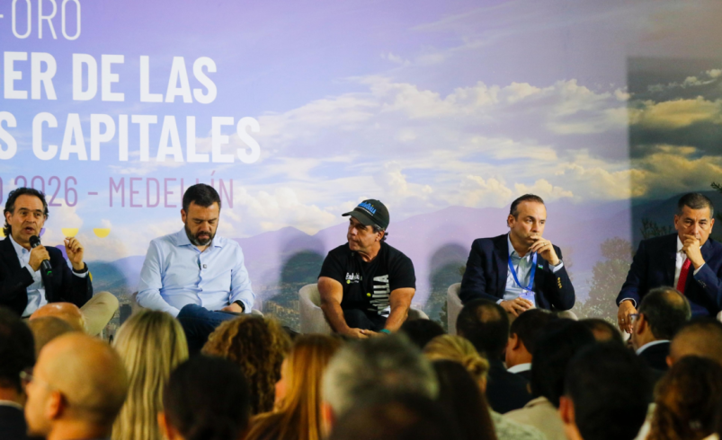 alcaldes de Medellín, Bogotá, Barranquilla, Cali y Cartagena presentaron los mayores logros y desafíos de sus mandatos

 – Tinta clara