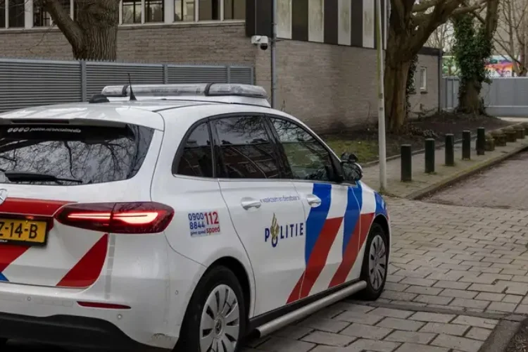 Explosión frente a una escuela judía en Ámsterdam: se investiga un ataque contra la comunidad judía – EXTRA

 – Tinta clara