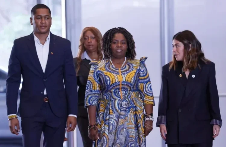 Foro Gustavo Petro Celac-África: ausencia del presidente marca la inauguración del evento – EXTRA

 – Tinta clara