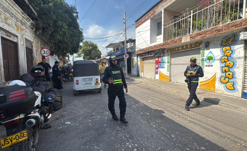 restringen el consumo de alcohol y el ruido; Ofrecen recompensa de $10 millones contra homicidios

 – Tinta clara