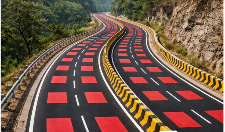 Abren la primera carretera roja del mundo: ¿para qué sirve, por qué se creó y dónde está? – EXTRA

 – Tinta clara