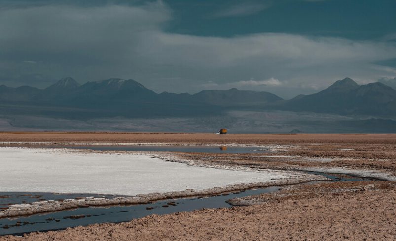 Chile tiene el litio necesario para salvar al mundo de los combustibles fósiles. El problema es que lo estás extrayendo a ciegas.

 – Tinta clara