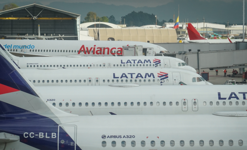 Impuestos, regulación excesiva y sanciones se encuentran entre los factores ocultos que encarecen los billetes de avión

 – Tinta clara