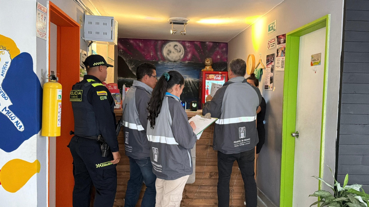Medellín sanciona a 151 alojamientos por irregularidades durante Semana Santa

 – Tinta clara