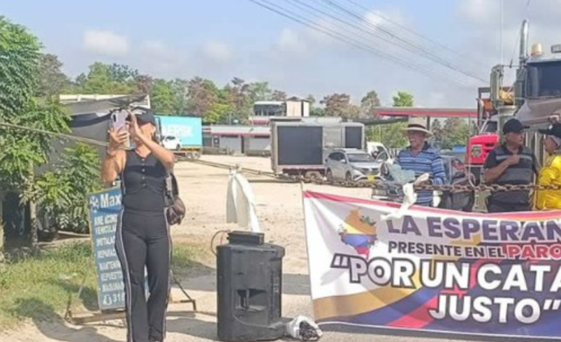 Protestas por tasación catastral generan caos en varias regiones

 – Tinta clara