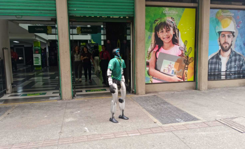 Comfenalco Antioquia lanza FeliSSTmente: robot de frenos activos

 – Tinta clara