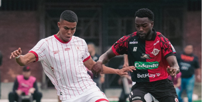 Cúcuta Deportivo hizo un gran partido y venció al América de Cali

 – Tinta clara