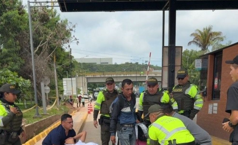 Mujer cayó en el peaje y se puso de parto

 – Tinta clara