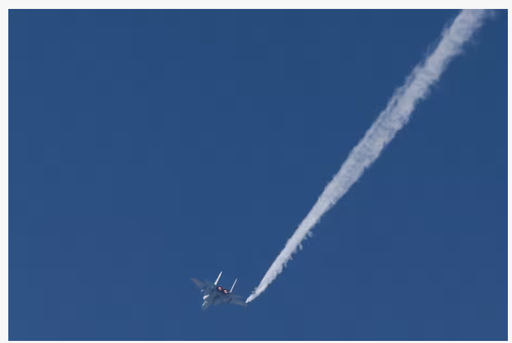 EE.UU. pierde otro avión en el Golfo, cerca del Estrecho de Ormuz, según informa el NYT – EXTRA

 – Tinta clara