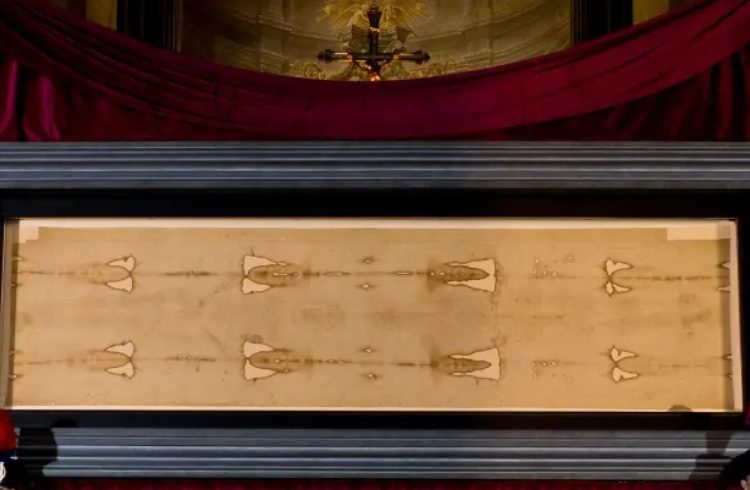 Sábana Santa de Turín: el ADN revela pistas que reviven el misterio de Jesús – EXTRA

 – Tinta clara